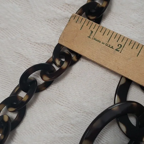 NEST Spotted Horn Link Necklace - Picture 7 of 11